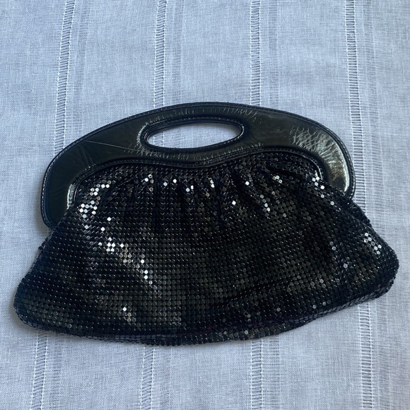 Express Y2K metal mesh hand bag. - Picture 12 of 13